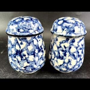 Vintage Tienshan Folk Craft Wolf Pattern Blue Sponge Painted‎ Salt & Pepper EUC